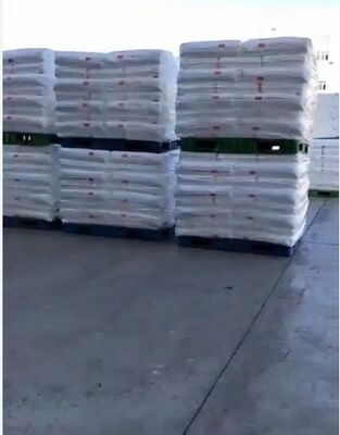 Résine de mélange PVC BJ-65 avec K-Value 65-68, absorption d'ultra-plastifiant ultra-faible et taille de particule uniforme 20-40 µm